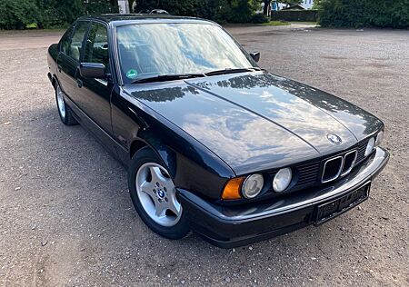 BMW 525i oldtimer h Kennzeichen