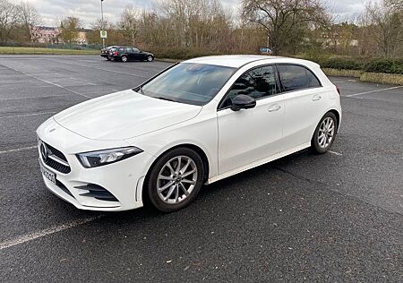 Mercedes-Benz A 220 4MATIC DCT -