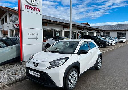Toyota Aygo (X) Play *Kamera,CarPlay* *179€ mtl. 0€ Anz.*