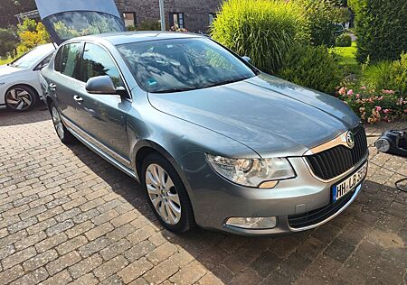Skoda Superb 3.6 V6 DSG 4x4 Elegance Elegance