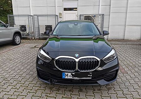 BMW 118i -