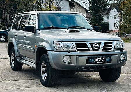 Nissan Patrol 3.0l Di TURBO Elegance Top siehe Y Video