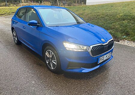 Skoda Fabia 1.0 TSI Active OPF,LED,Klima,8-fach 70 ...