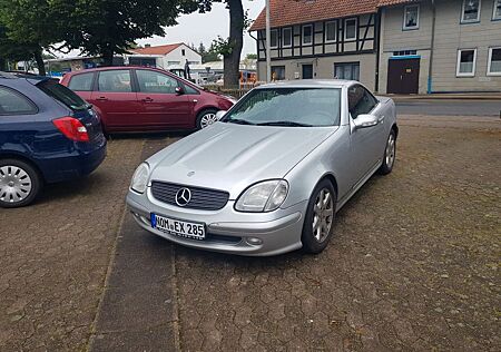 Mercedes-Benz SLK 230