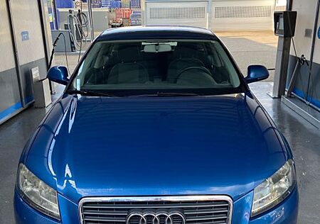 Audi A3 1.8 TFSI Ambiente Sportback