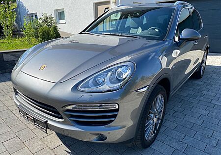Porsche Cayenne Diesel -Automatik / TÜV 3.27 / ALU / TOP