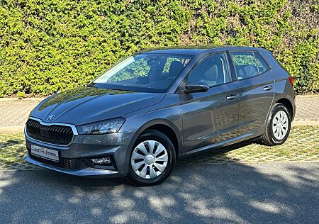 Skoda Fabia 95PS Selection V.Cockpit SHZ PDC/H LM15"