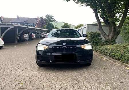 BMW 114i -