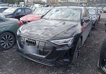 Audi e-tron SPORTBACK 55 S LINE BLACK MATRIX/21Z./KAM