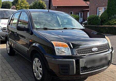 Ford Fusion 1,4 16V + +