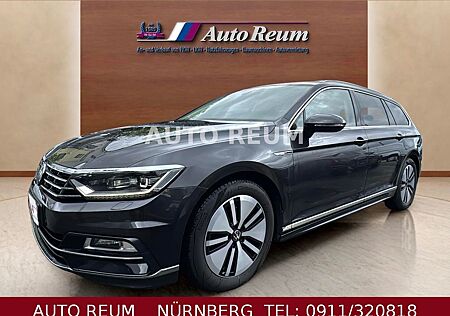 VW Passat Variant Volkswagen Passat Panoram R-line 4Motion Automatik LED PDC