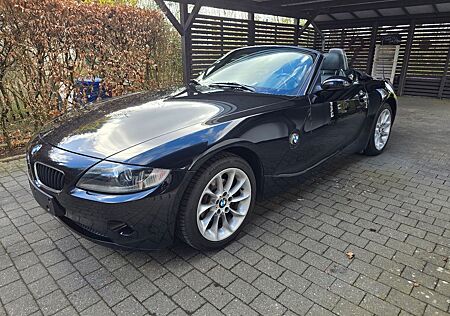 BMW Z4 2.2i | Automatik*Leder*6 Zylinder*2.Hand