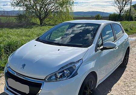 Peugeot 208 Urban Move 82 Klima, Sitzheizung, Bluetooth