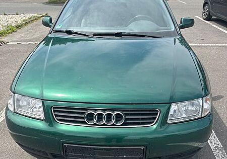 Audi A3 1.6 Ambiente Ambiente