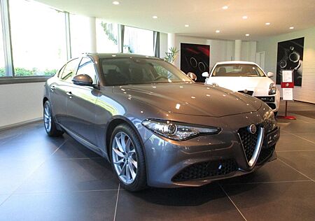 Alfa Romeo Giulia 2.0 Turbo 16V AT8 Super