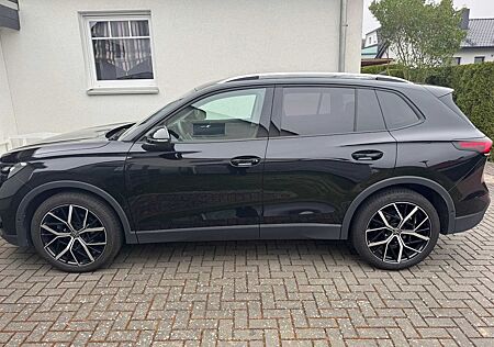 VW Tiguan Volkswagen 1.5 eTSI OPF DSG Life Life