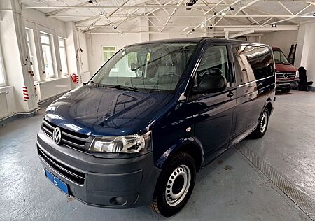 VW T5 Kombi Volkswagen T5 Aut. L1H1, mit Rollilift