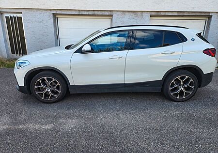 BMW X2 xDrive20i Advantage Steptronic Advantage