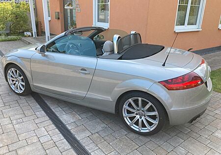 Audi TT Roadster 1.8 TFSI -