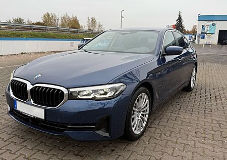 BMW 520d A - Standheizung,Display Key,WERKSGARANTIE