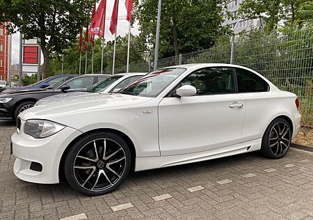 BMW 125i Coupé - 85tkm, Gewartet & TüV Relativ Neu