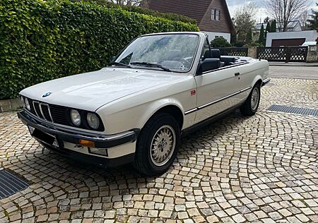 BMW 325 E30 Cabrio | 30J Familienbesitz | Original