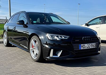 Audi A4 *ZAHNR. NEU*ABSTANDS TEMP.*MATRIX*AHK*