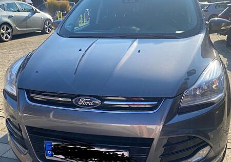 Ford Kuga 2,0 TDCi 4x4 103kW SYNC Edition PowerSh...