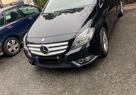 Mercedes-Benz B 200 CDI -