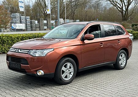 Mitsubishi Outlander ClearTec Instyle 4WD Leder*7 Sitzer *