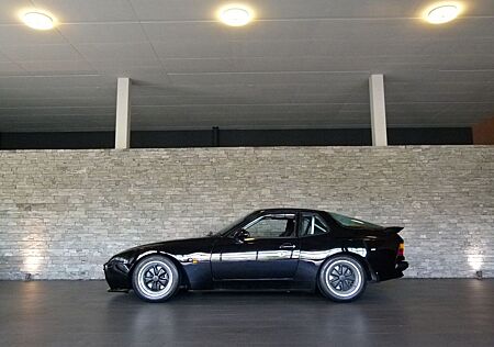 Porsche 944 Turbo Cup