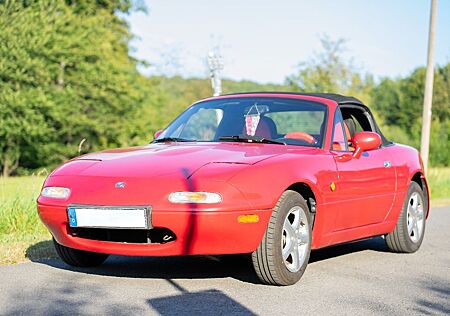 Mazda MX-5 1.9i Langstrecke / Saisonkennzeichen