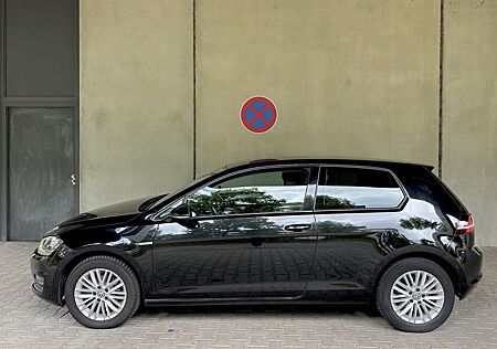 VW Golf Volkswagen VII Cup 1.2 TSI HU/AU + Bremsen neu!