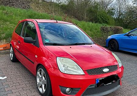 Ford Fiesta 1,6 16V Sport