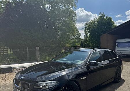 BMW 530d F11 Touring Luxury Line Top Zustand - Voll