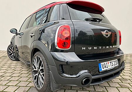 Mini John Cooper Works Countryman John Cooper Works_HUNTINGMAN