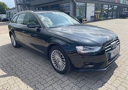Audi A4 Avant Attraction,Navi,PDC,AHK,Tempomat,