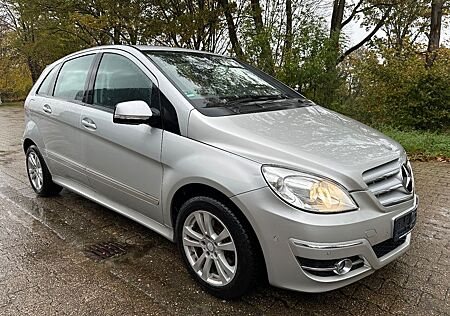 Mercedes-Benz B 200 gebraucht kaufen Mercedes-Benz B 200 , Sehr gepflegt, TÜV und Inspektion neu