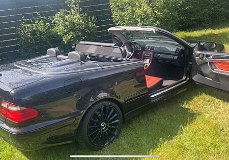 Mercedes-Benz CLK 320 AVANTGARDE Avantgarde Designo