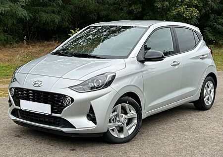 Hyundai i10 1.0 Connect & Go *Navi*Klima*Kamera*CarPlay*