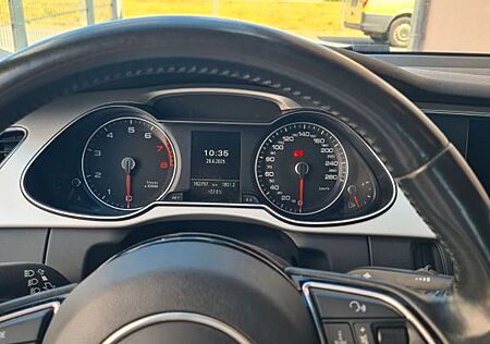 Audi A4 2.0 TFSI multitronic S line S line
