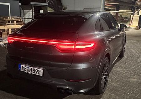 Porsche Cayenne 3.0 V6 Tiptronic - 22 Zoll Räder