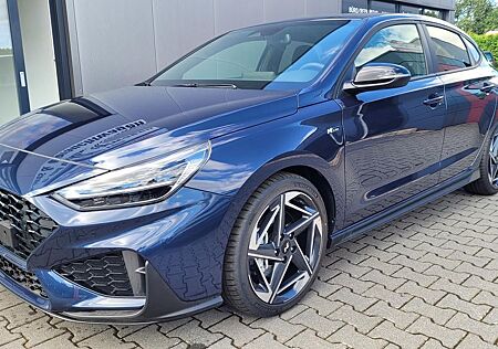 Hyundai i30 Fastback N Line*LED*Navi*Shzg*PDC*Cam*18Zoll