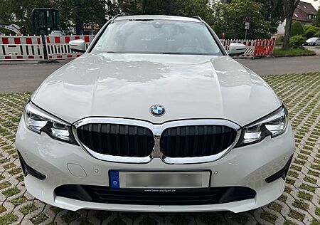 BMW 320i Touring | Automatik | Navi | LED | gepflegt