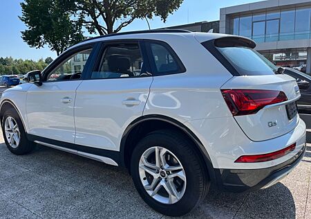 Audi Q5 40 TDI quattro PANORAMA,MATRIX,STANDH.