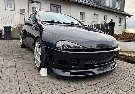 Opel Tigra 1.4i 16V -
