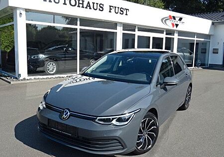 VW Golf Volkswagen VIII Limo 2.0TDI ALCANT,NAV,LED,PANO,KAM,1H