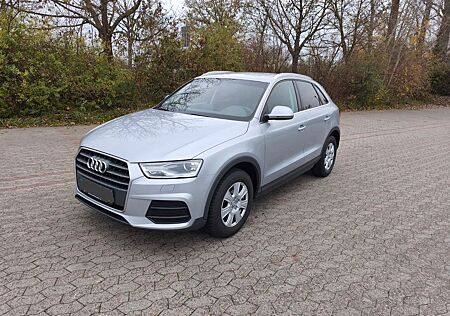 Audi Q3 2.0 TDI 88kW S tronic -