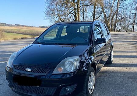 Ford Fiesta 1,3 51 kW Ambiente Ambiente