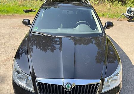 Skoda Octavia 1.8 TSI Ambiente Combi Ambiente